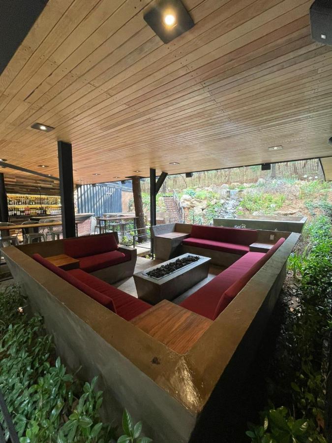 Hotel Oxu Solo Adultos Valle de Bravo Dış mekan fotoğraf